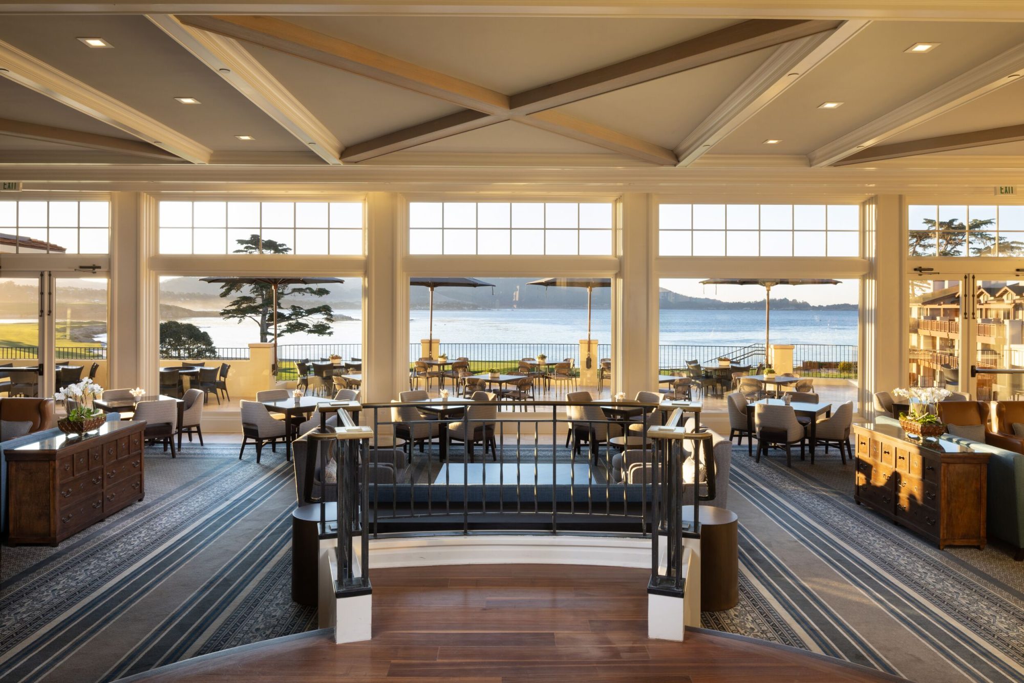 Terrace Lounge